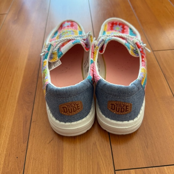 hey dude Wendy Crochet Squares Pink Multicolor Women Size 8 - Picture 5 of 7